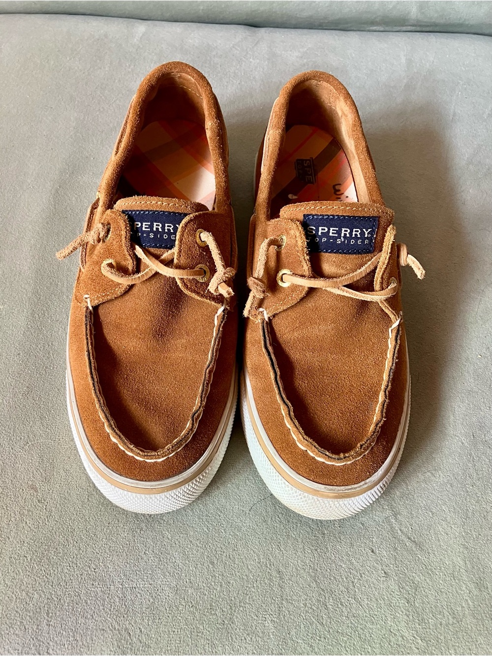 Women’s Sperry brown suede top sider boat shoes.